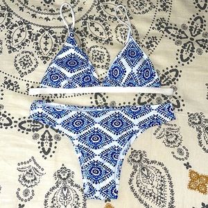 White & Blue Print Swimsuit 🤍💙